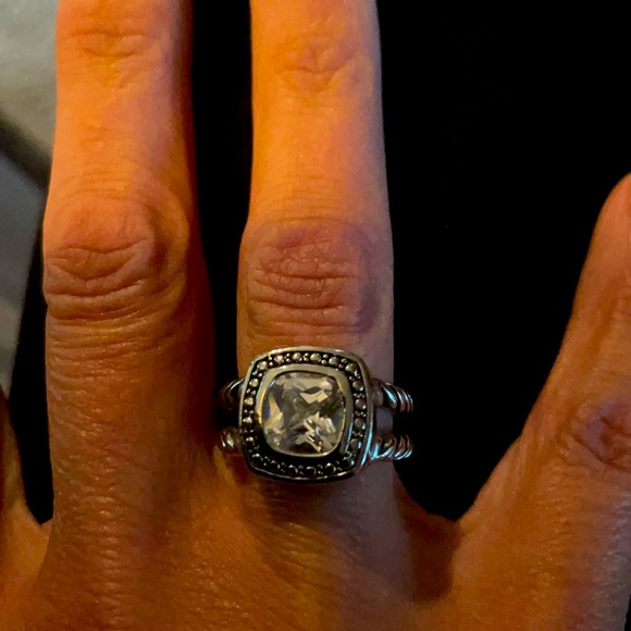 Beautiful ring-Worn only once-great condition - Picture 3 of 3